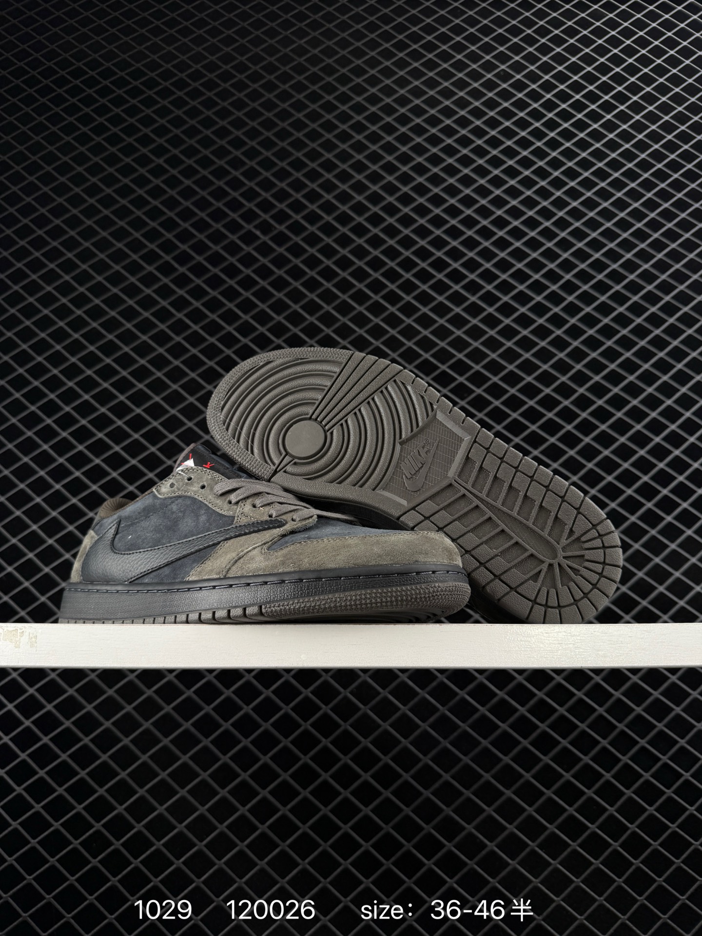 Travis Scott x Air Jordan 1 ” Reverse Mocha “